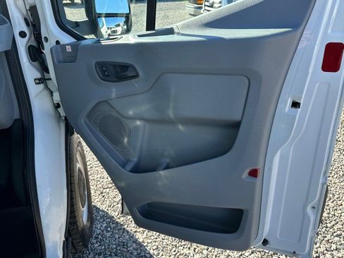 Used 2019 Ford Transit 250 138 image 26