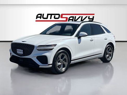 Used 2025 Genesis GV70 3.5T Sport image 3