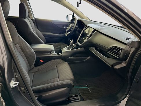 Used 2023 Subaru Outback Premium image 31