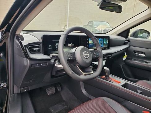 New 2026 Nissan Kicks SR w/ SR Premium Package image 15