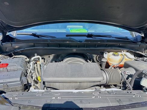 Used 2023 Chevrolet Tahoe LT image 33