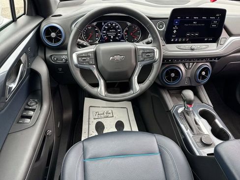 Used 2023 Chevrolet Blazer RS w/ Enhanced Convenience Package image 14