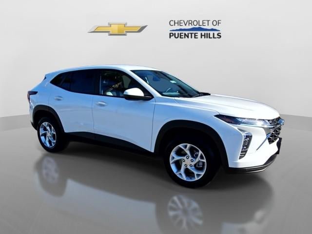New 2026 Chevrolet Trax LS w/ LS Convenience Package FWD image 9