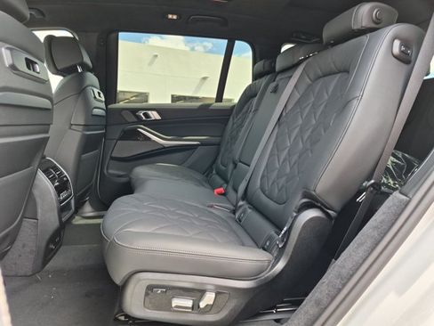 New 2027 BMW X7 xDrive40i AWD/4WD image 16