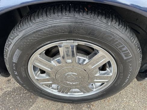 Used 2004 Cadillac De Ville FWD image 27