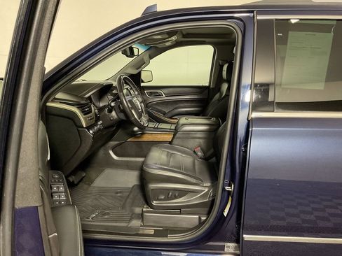 Used 2018 GMC Yukon Denali w/ Open Road Package AWD/4WD image 24