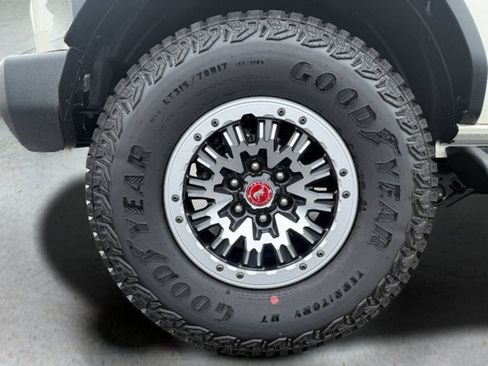 New 2026 Ford Bronco Outer Banks w/ Sasquatch Package AWD/4WD image 8