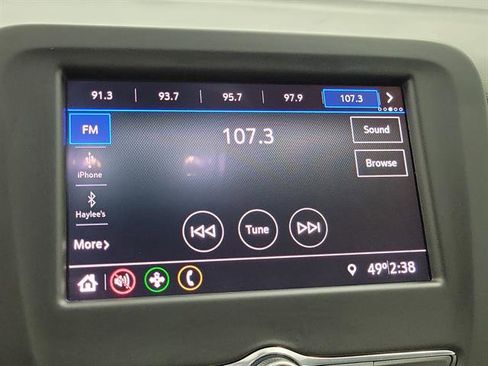 Used 2020 Chevrolet Equinox LT image 25