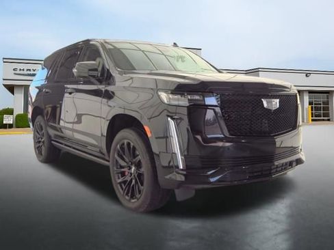 Used 2024 Cadillac Escalade Sport Platinum w/ LPO, ONYX Package AWD/4WD image 6