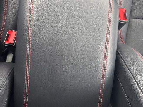 Used 2023 Ford Explorer ST-Line AWD/4WD image 24