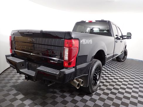 Used 2022 Ford F250 XLT w/ Black Appearance Package AWD/4WD image 18