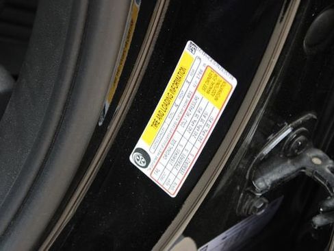 Certified 2022 GMC Sierra 1500 Elevation image 28