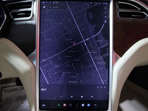 Used 2017 Tesla Model S 75 image 17