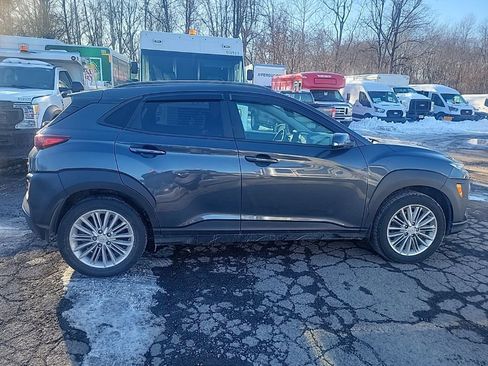 Used 2021 Hyundai Kona SEL Plus w/ Cargo Package image 6