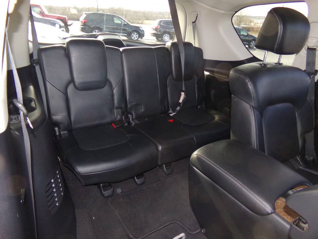 Used 2015 INFINITI QX80 4WD w/ Driver's Assistance Package image 20