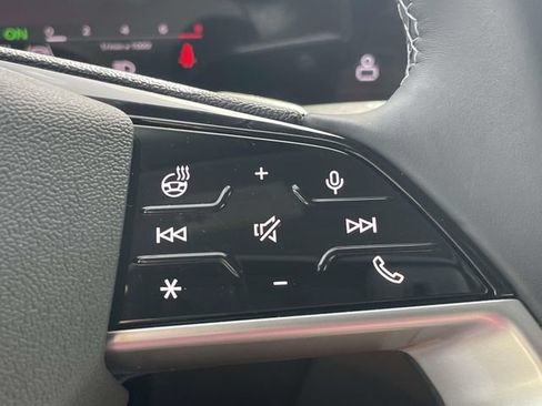 Certified 2025 Audi Q5 Premium Plus AWD/4WD image 22
