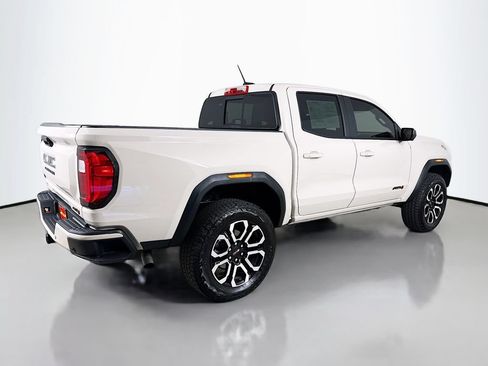 Used 2026 GMC Canyon AT4 w/ Technology Plus Package AWD/4WD image 8