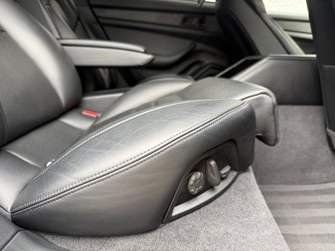 Used 2020 Porsche Panamera Turbo Executive w/ Sportdesign Package AWD/4WD image 49