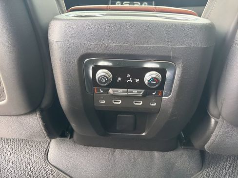 Used 2023 GMC Yukon XL Denali Ultimate w/ LPO, Floor Liner Package AWD/4WD image 25