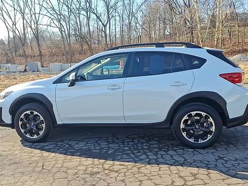 Certified 2023 Subaru Crosstrek 2.0i Premium image 6