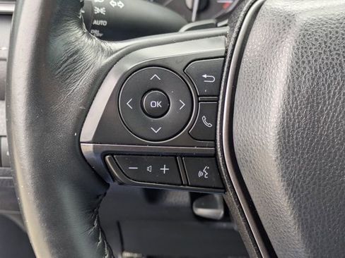 Used 2024 Toyota Camry SE image 21