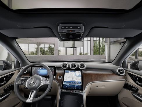 New 2026 Mercedes-Benz GLC 300 image 42