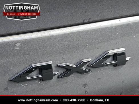Used 2023 Jeep Grand Cherokee Altitude AWD/4WD image 9