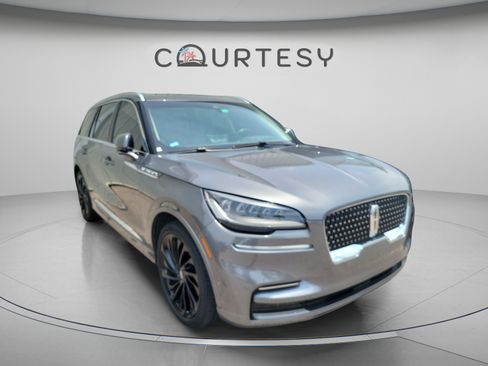 Used 2022 Lincoln Aviator Reserve w/ Equipment Group 201A RWD image 8