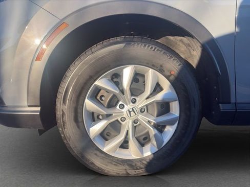 Used 2025 Honda CR-V LX image 19