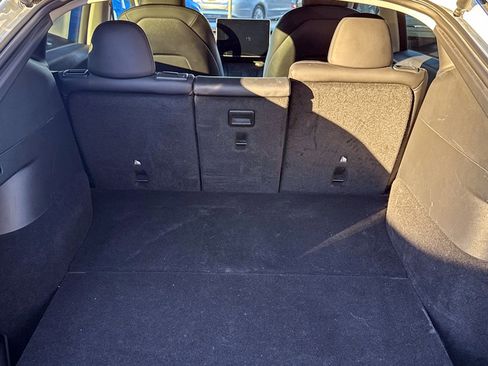 Used 2022 Tesla Model Y Performance image 10