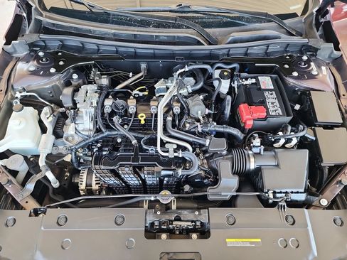 Used 2025 Nissan Altima 2.5 SV FWD image 38