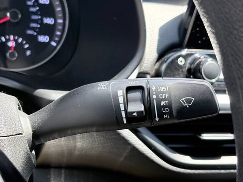 Used 2023 Kia Forte LXS w/ LXS Technology Package FWD image 15