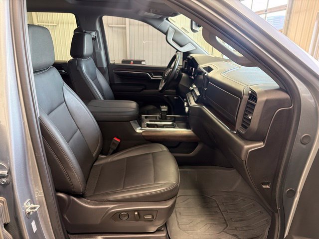 Certified 2024 GMC Sierra 1500 SLT w/ SLT Premium Plus Package AWD/4WD image 28