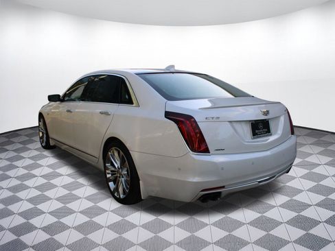 Used 2018 Cadillac CT6 Platinum image 3