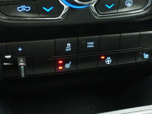 Used 2017 RAM 1500 Sport image 26