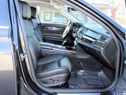 Used 2012 BMW 750Li xDrive 750Li xDrive image 16