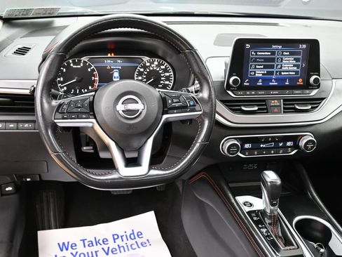 Used 2023 Nissan Altima 2.5 SR AWD/4WD image 21