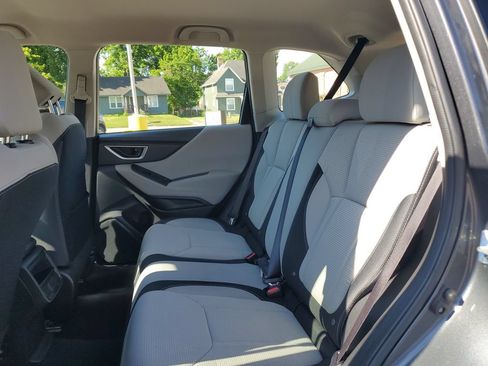 Used 2022 Subaru Forester AWD/4WD image 11