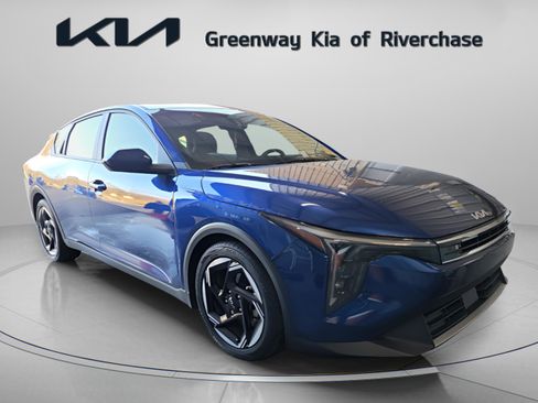 Certified 2025 Kia K4 EX image 1