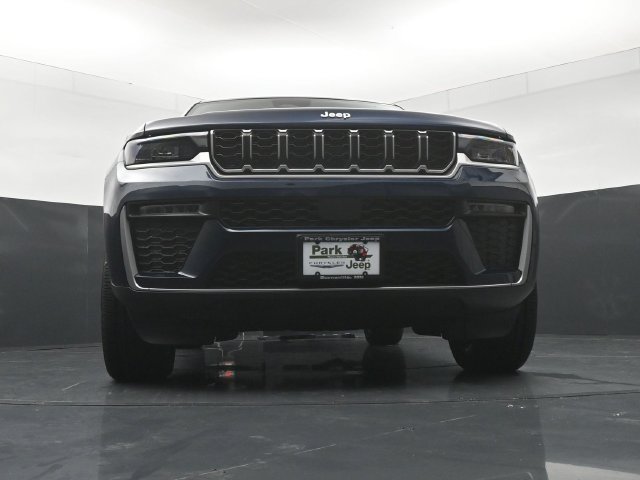 New 2026 Jeep Grand Cherokee Limited AWD/4WD image 19