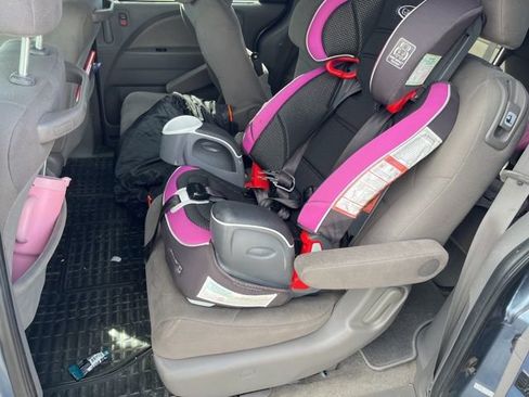 Used 2010 Honda Odyssey EX image 10