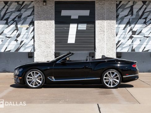 Used 2022 Bentley Continental GT image 8
