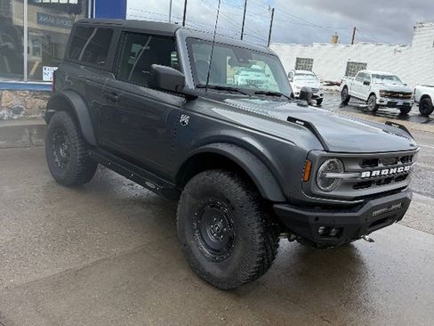 Used 2024 Ford Bronco Big Bend image 3
