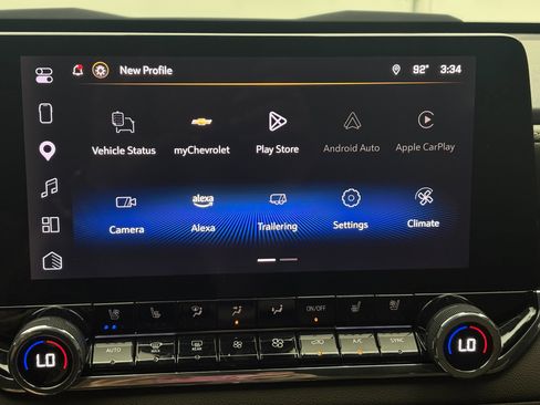 Used 2025 Chevrolet Colorado ZR2 w/ Technology Package AWD/4WD image 25