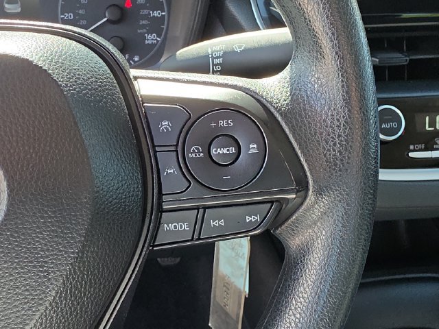 Used 2024 Toyota Corolla LE FWD image 29