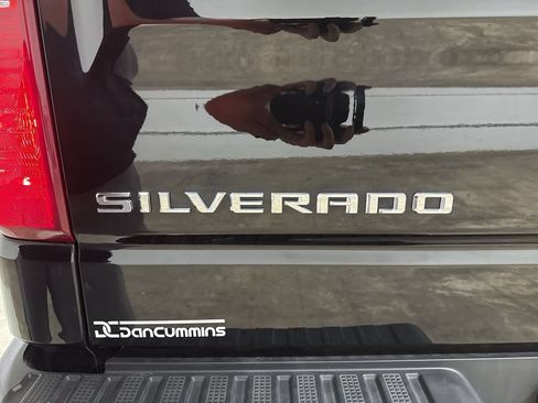 Used 2025 Chevrolet Silverado 1500 LT w/ LPO, Liner Protection Package AWD/4WD image 26