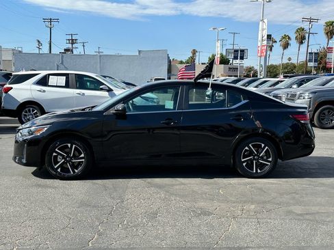 Used 2024 Nissan Sentra SV FWD image 3