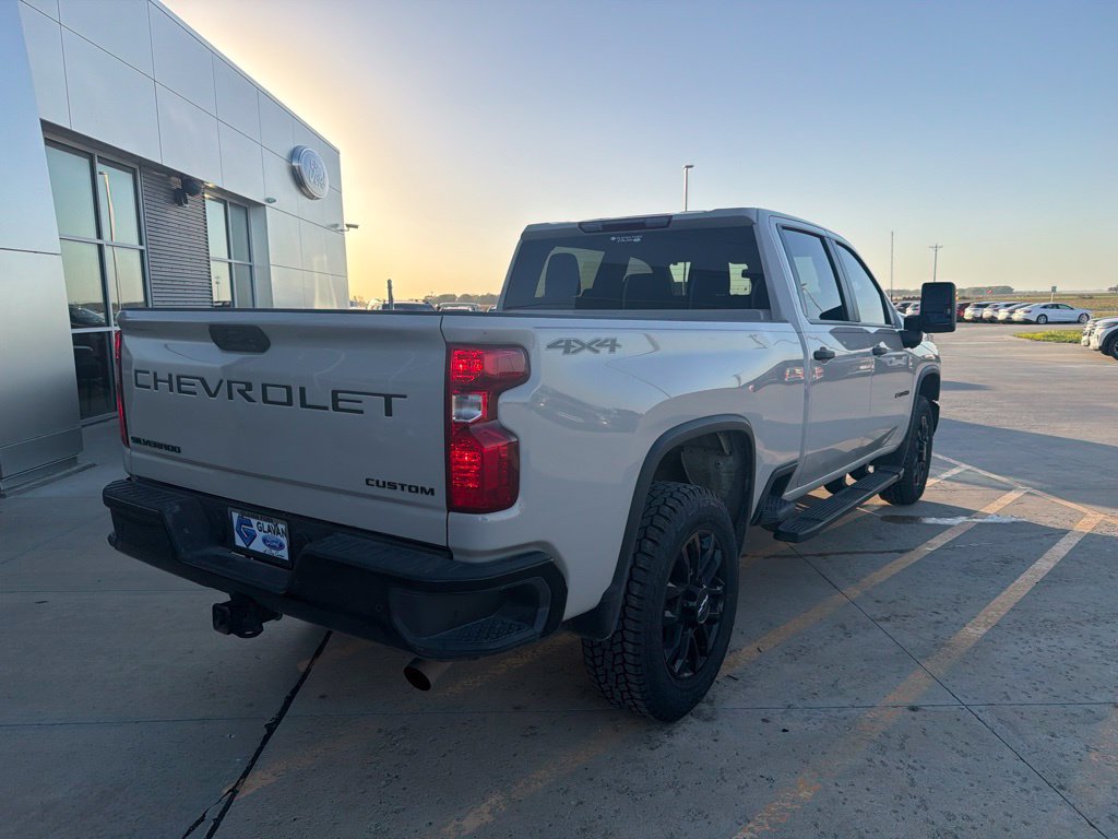 Used 2026 Chevrolet Silverado 2500 Custom AWD/4WD image 9