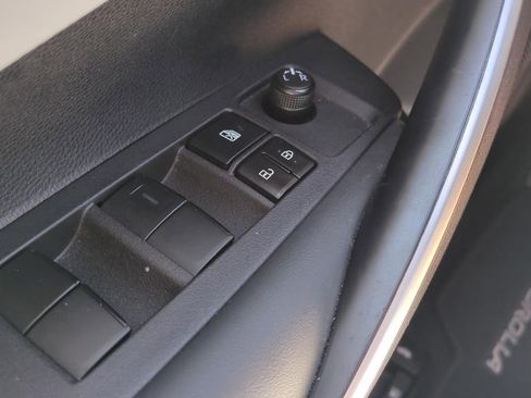 Certified 2024 Toyota Corolla SE image 20