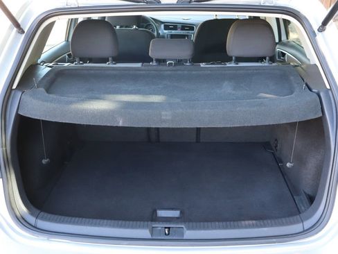 Used 2015 Volkswagen e-Golf Limited Edition FWD image 14
